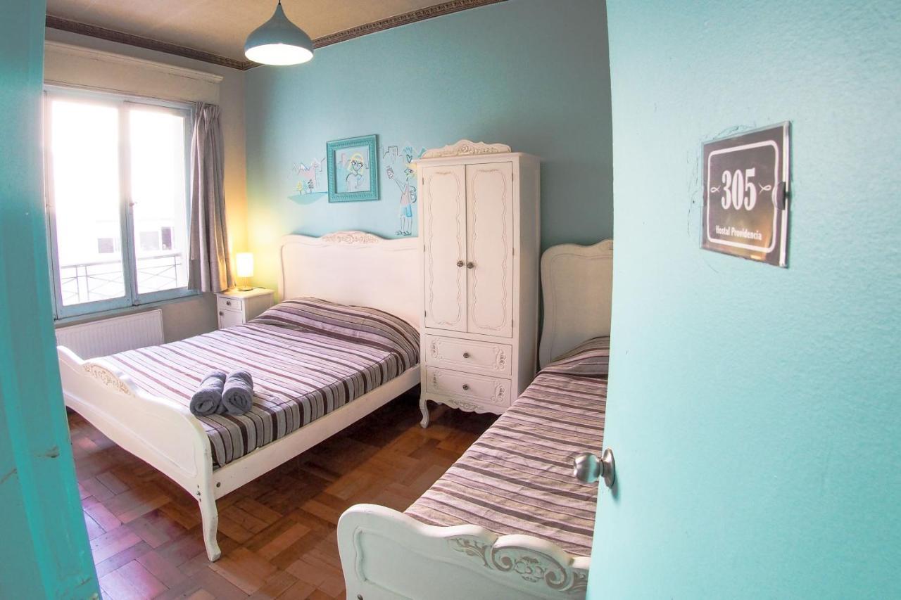 Hostal Providencia Сантяго Екстериор снимка